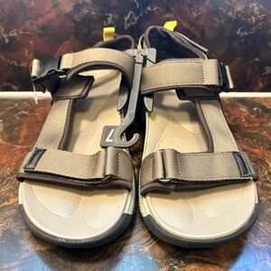 Ozark Trail Tek Sandals Tan‎ And Gray Size Men’s 7 Hiking Adventure Shoes